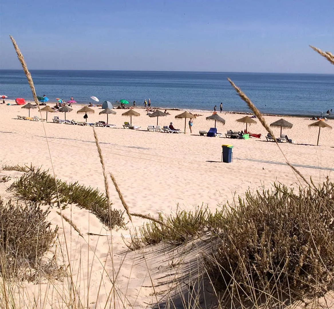 Yellow Praia Monte Gordo Hotel